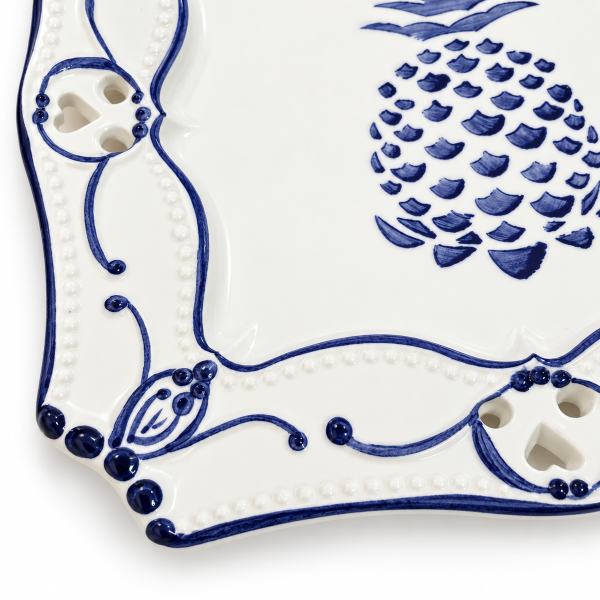 Vintage Neuwirth Portugal Blue & White Pineapple Plate — Pierced Heart Border