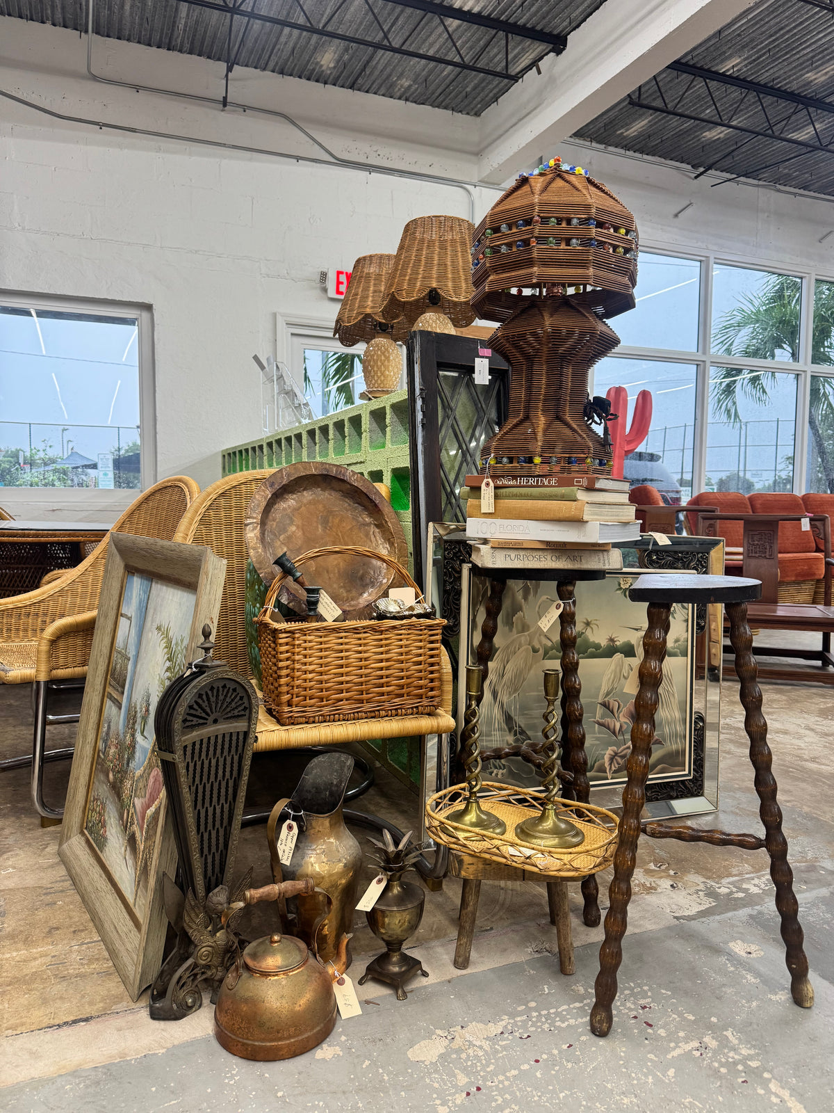 La Bruja — Vintage Tramp Art Lamp