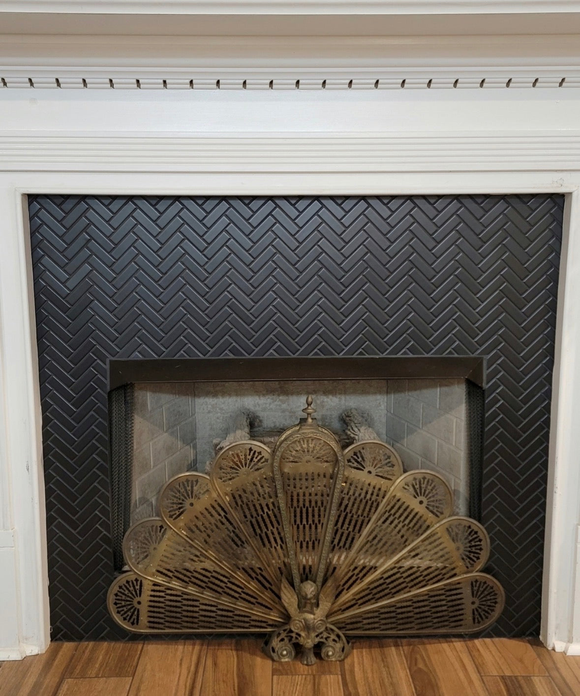 1920s Italian Art Nouveau Brass Peacock Fireplace Screen