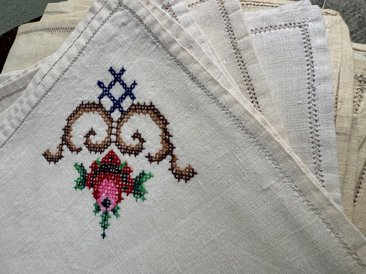 Antique Mid-19th Century Hand-Embroidered Trousseau Tablecloth & 12 Napkins