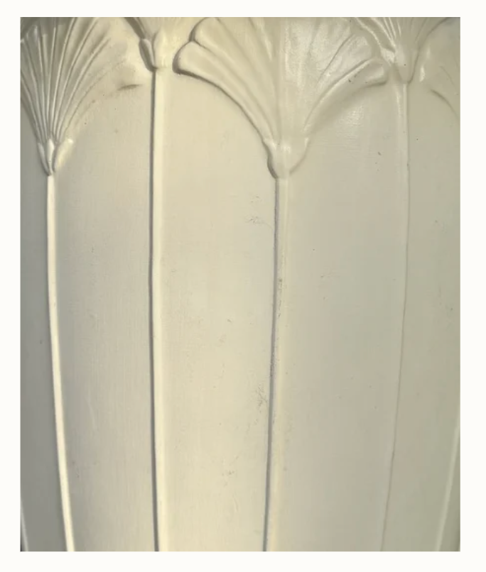 Fan and ginkgo leaf relief on vintage ceramic lamp